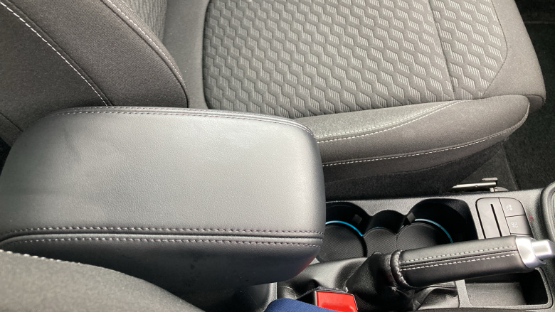 Ford Puma 1.0 EcoBoost Hybrid mHEV Titanium 5dr Petrol Hatchback